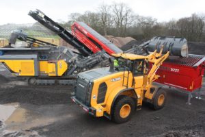 Taylor & Braithwaite - Maximus 522T, Rubble Master RM90GO! & Hyundai HL955